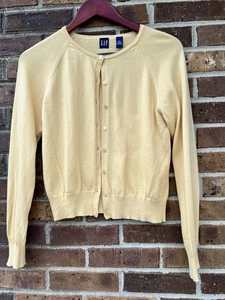 Vintage GAP buttergelbe Strickjacke + Tank Y2K Classic Core MP - Bild 1 von 10