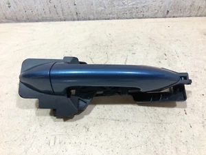 KIA VENGA 5DR HATCHBACK EXTERIOR DOOR HANDLE REAR RIGHT SIDE BLUE J3 2009-19 - Picture 1 of 7