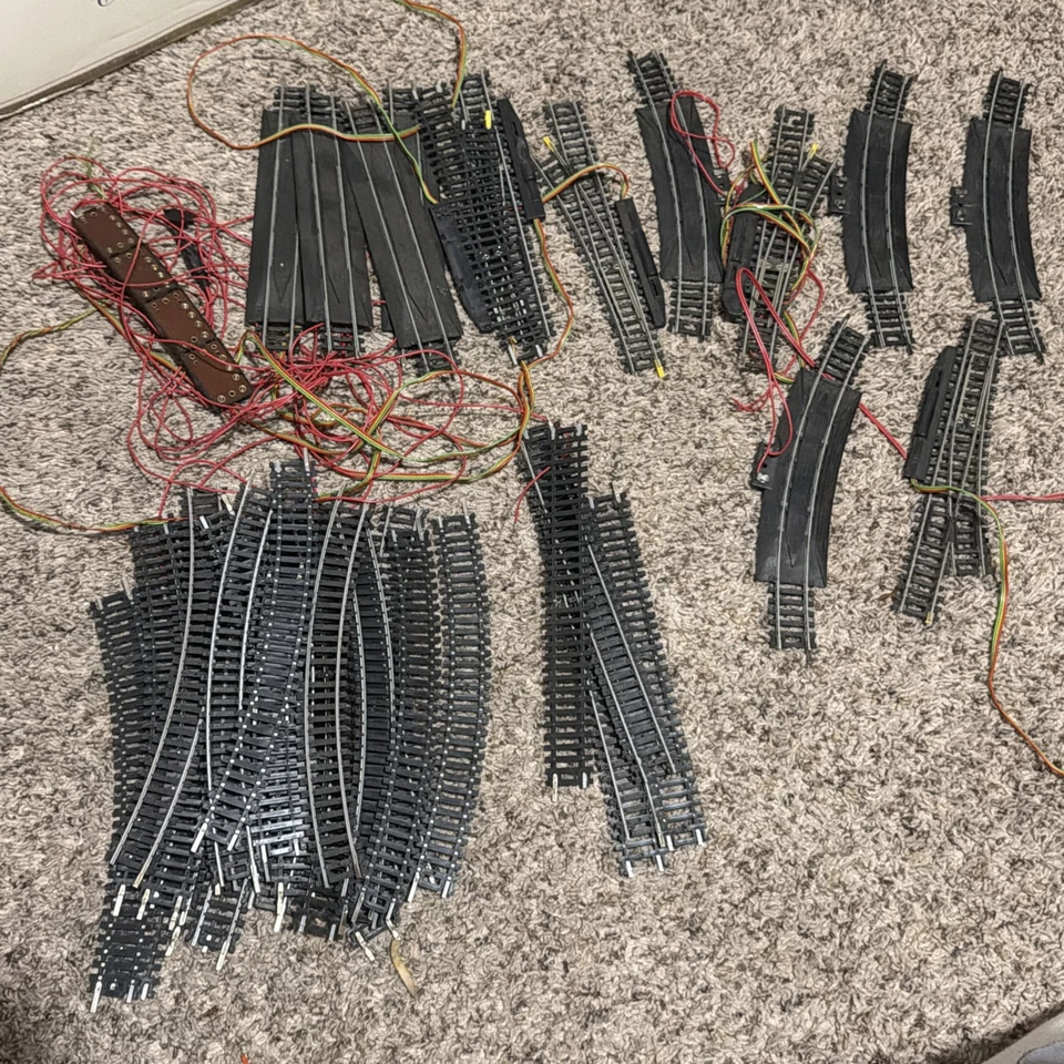 Tyco Nickel Silver 18” R Track 15946 HO Scale - Made in Austria - Image 1 of 4