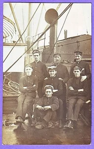 SHIPPING REAL PHOTO UNKNOWN LINE CREW POSTCARD - Bild 1 von 1