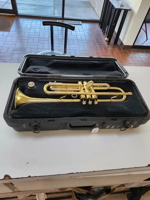 Trompeta Olds Ambassador EE. UU., Hecha en Los Ángeles, con Estuche Foto 1 de 4