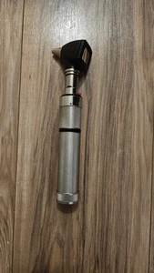 Otoscopio Welch Allyn 3,5 voltios. L3 - Imagen 1 de 11