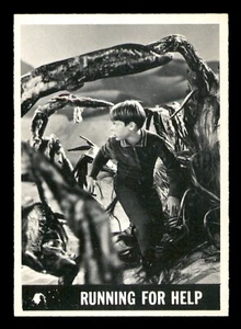 1966 Topps Lost in Space #42 Running For Help NM 7881 - Picture 1 of 4