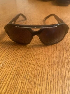 Louis Vuitton’s Men Black & Silver Sunglasses ZO271W - Picture 1 of 10