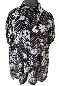 Blusa Top De Colección 20W Negra Semi Transparente Lunares Floral Corbata Boho Preppy Oficina - Imagen 1 de 24