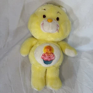 Peluche cupcake giallo compleanno orso cura 1983 originale vintage 1a gen 1983 Kenner - Foto 1 di 5