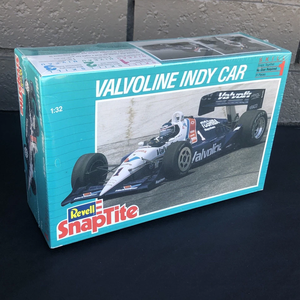 REVELL Snaptite Plastic Model Kit #6262 Valvoline Indy Car 1/32 SEALED Racing - Image 1 of 4