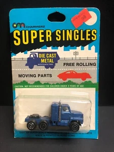 Vintage Playart #7253 Ford Cab Truck. Asst #2720. Charmerz Super Singles. - Imagen 1 de 11