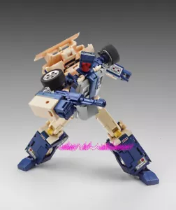 Perfect new X-Transbots Breakdown MX-13t crackup Action Figure Toy In Stock - Picture 1 of 5