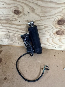 MERCURY Power Trim And Tilt Unit 75 90 100 115 125 hp 2 & 4 Stroke 8M0090335 - Picture 1 of 8