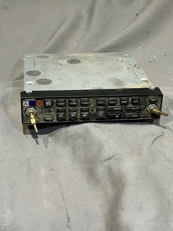 Panel de audio Garmin GMA 340 P/N 011-00401-10 (para piezas) Foto 1 de 4