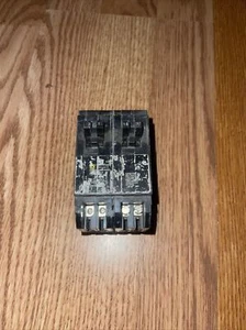 Disyuntor Square D HOMT215215 2 polos 15 A 120-240 V enchufe tándem cuádruple NUEVO - Imagen 1 de 4