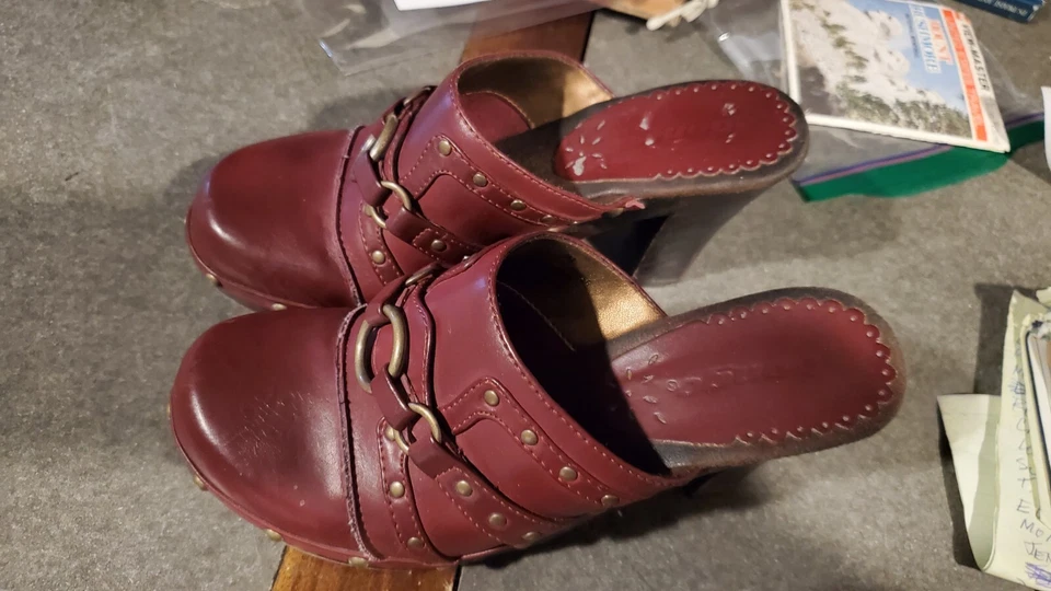 Bongo Vintage Y2K Vivacious Black Studded Heeled Faux Leather Mules size 6M - Image 1 of 4