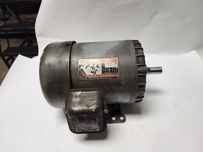Used Dayton 1-1/2 HP 3 PH 1740 RPM D184 TEFC Electric Motor Model 2N934K - Image 1 of 4