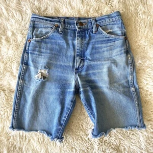 Vintage Wrangler Cut Off Jean Shorts Mens Unisex 30" Waist Made in USA Jorts - Picture 1 of 5