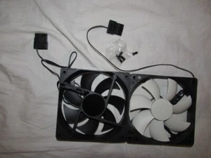 2 pack PC CASE FAN fan black and white used with 5 screws - Picture 1 of 4