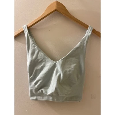 Женский спортивный бюстгальтер Free People Movement размер XS/S с V-образным вырезом безрукавка топ спортивная одежда - Изображение 1 из 4