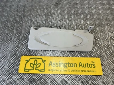 Parasol delantero para conductor Nissan NV200 2009-19 fuera de juego Foto 1 de 4