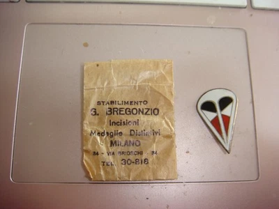 Insignia gorra alemana de la 1ª División de Paracaidistas Segunda Guerra Mundial - Original Foto 1 de 3