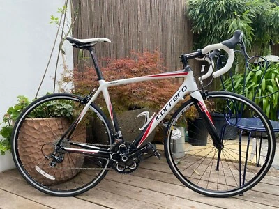 Vollcarbon leichtes Rennrad Carrera Virago - 9,9/10 - Bild 1 von 4