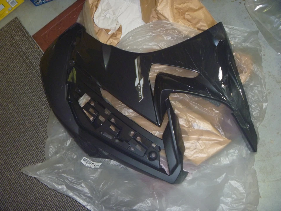 OEM 14-22 Yamaha FJR1300 RH delantero bajo carenado inferior 1MC-2835K-00-P5 Foto 1 de 3