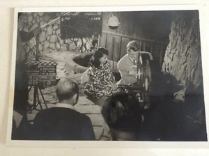 Photographie de presse cinema Typhon sur Nagasaki Jean Marais - Picture 1 of 2