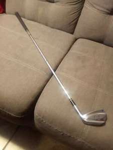 Iron Royal 8 - Picture 1 of 6