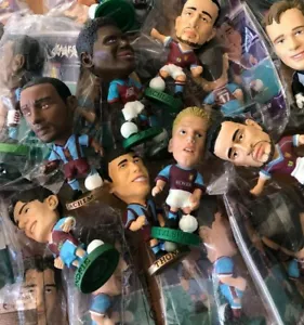 Corinthian Prostars Aston Villa F.C Football Figures ...Various players - Picture 1 of 12