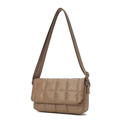 绗缝斜挎包女式时尚翻盖马鞍追求轻便尼龙... — 第 1/4 张图片