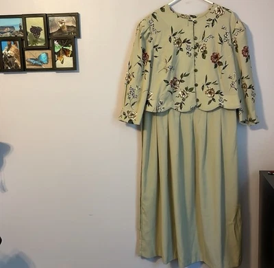Lady Dorby Vintage One Piece Floral Tan Jacket Skirt Dress Modest size L to XL - Image 1 of 4