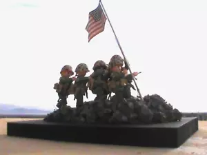 PLAYCUSTOM DIORAMA IWO JIMA (1945) (6) MARINES REF-0001 - Foto 1 di 24