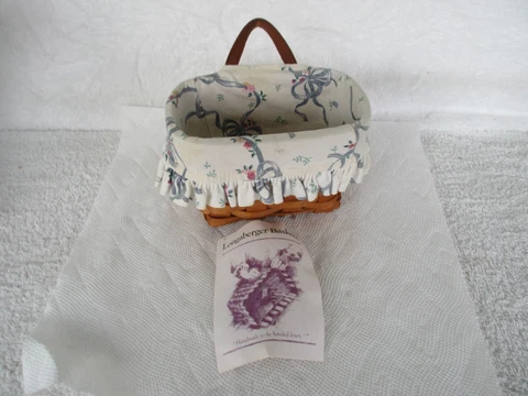 1995 Handmade Longaberger  Basket + Leather Handle + COTTON LINER WALL HANGER! Cover