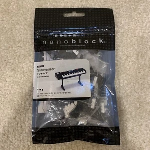 Nanoblock Sintetizador Micro Tamaño Bloques de Construcción Juguete Set 130 Piezas NBC-038 NUEVO - Imagen 1 de 11