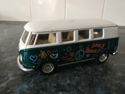 Kinsmart Volkswagen Classical Bus Combi 1962 VW Campervan 1/32 - Image 1 of 4