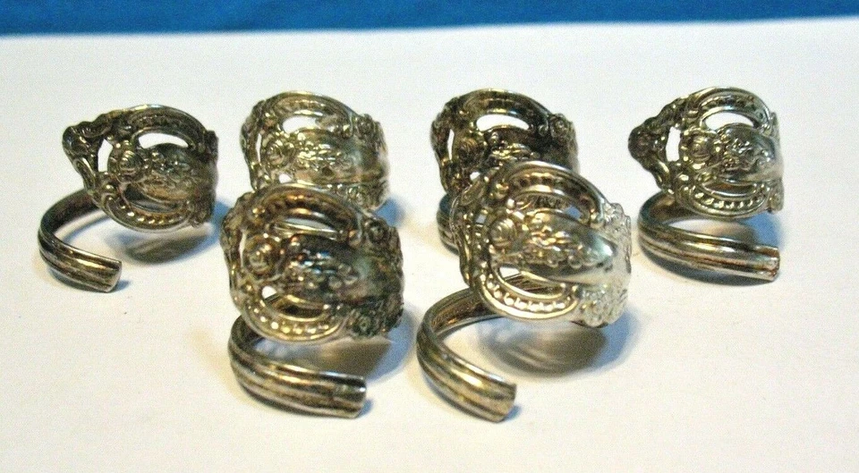 LOTE DE 6 ANILLOS ENVOLVENTES UTENSILES ONEIDA COMMUNITY PLATEADOS TALLAS 5.5 Y 6.5 #1 Foto 1 de 1