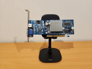 Gigabyte GV-R925128T - Radeon 9200SE 128mb - Picture 1 of 2