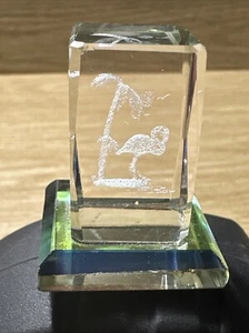 Vintage Souvenir Lucite Acrylic Clear Figurine Paperweight Flamingo Palm Trees - Picture 1 of 10