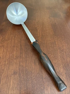CUTCO 1715 Classic Ladle Spoon Serving Cooking Stainless Brown Swirl Handle USA - Picture 1 of 8