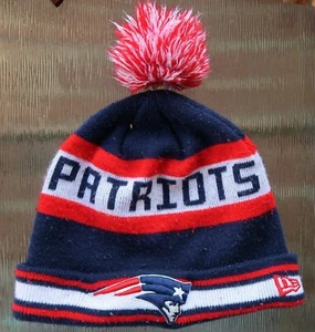 Vintage NEW ENGLAND PATRIOTS New Era WINTER HAT w/ POM - Knit, One Size - Picture 1 of 3