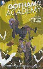 Gotham Academy Vol. 1: Welcome to Gotham Academy (The New 52) - Paperback - GOOD