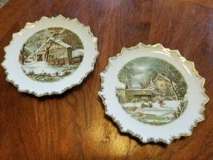 JUEGO DE 2 PLACAS COLGANTES DE PARED CURRIER E IVES ESCENA DE INVIERNO - Imagen 1 de 6