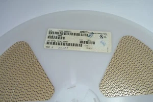 8000 pz di condensatori tantalio TAJB476K004SNJ AVX SMD B 47uF 4V - Foto 1 di 1