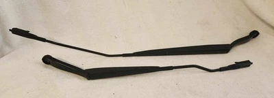 2012-2020 Chevrolet Sonic front driver and passenger side windshield wiper arms - Image 1 of 4