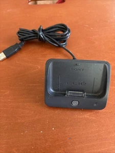 AUTHENTIQUE berceau USB Sony PEGA-UC600UC uniquement pour série Clie PEG-T/SL/SJ - Photo 1 sur 6