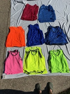59 Jugend Fußball Basketball Lacrosse Trainingstrikots Pinnies - Bild 1 von 9