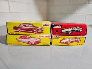 Scatole Solide (4) #31 Ford Thunderbird #126 Mercedes 220SE #131 BRM (x2) - Foto 1 di 8