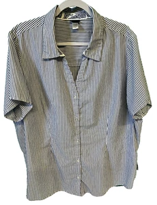 Basic Editions Woman 3X Top White Blue Striped Blouse Short Sleeve-C3 - Picture 1 of 12