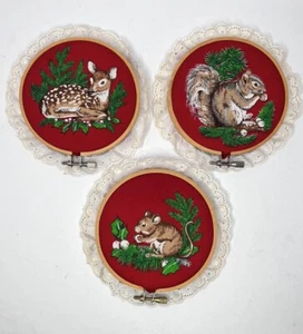 Vintage Christmas Wall Hangings in Embroidery Hoop Woodland Animals Lot Of 3 - Picture 1 of 9