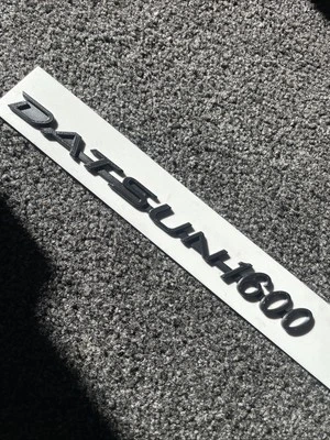 DATSUN 1600 - Insignia de coche impresa en 3D. Nuevo. ¡Publicación rastreada gratuita! Foto 1 de 4