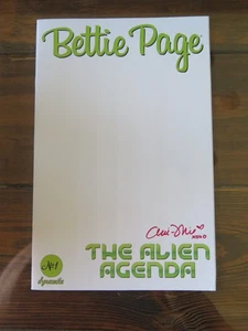 BETTIE PAGE THE ALIEN AGENDA 1 COVER F BLK DYNAMITE COMIC SIGNED COSPLAY ANI-MIA - Picture 1 of 4